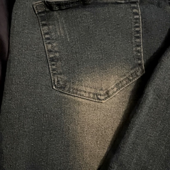 Medium Wash Maternity Skinny Jeans - Picture 5 of 5